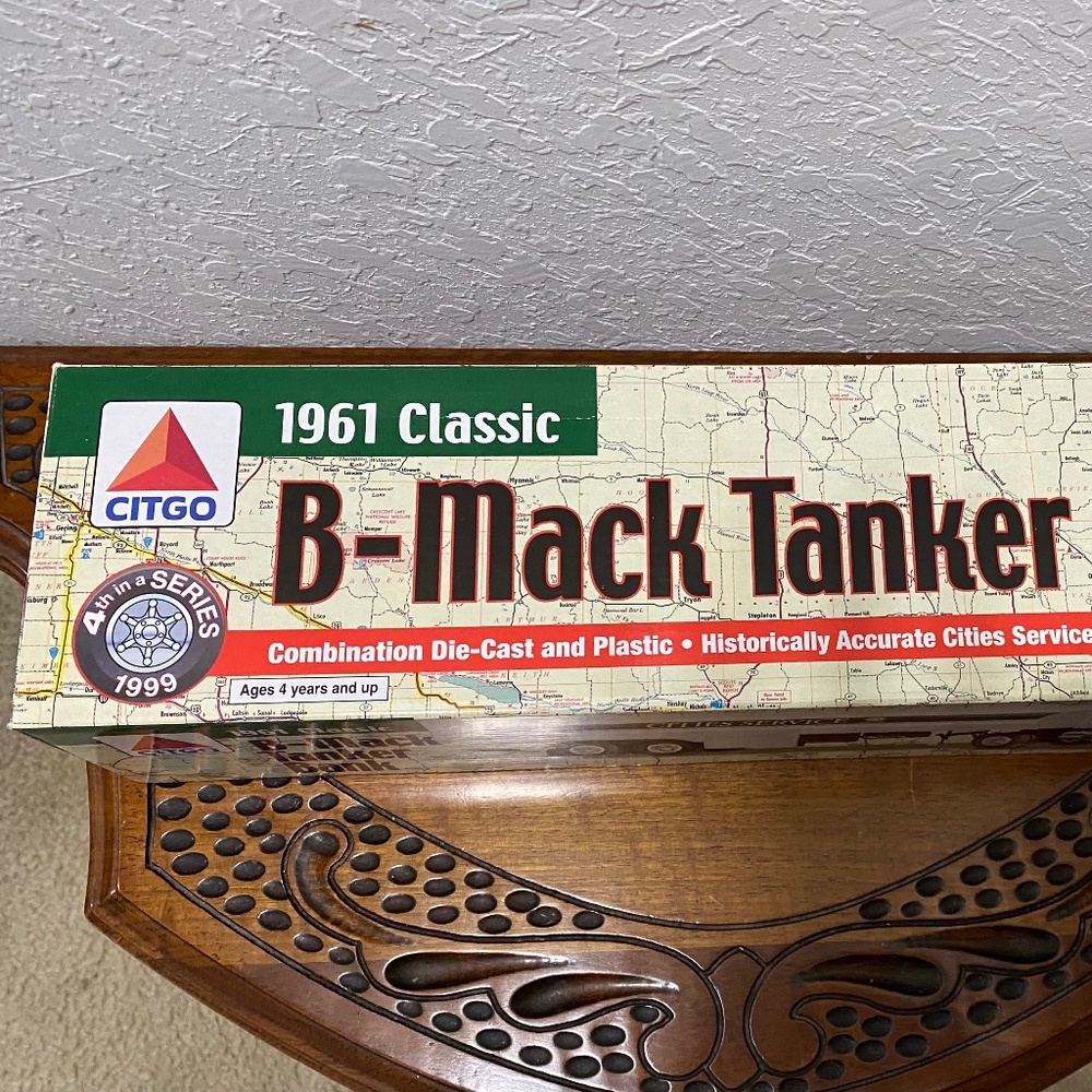 CITGO 1961 Classic, B-Mack Tanker Bank, Vintage 1999, New in‎ Box